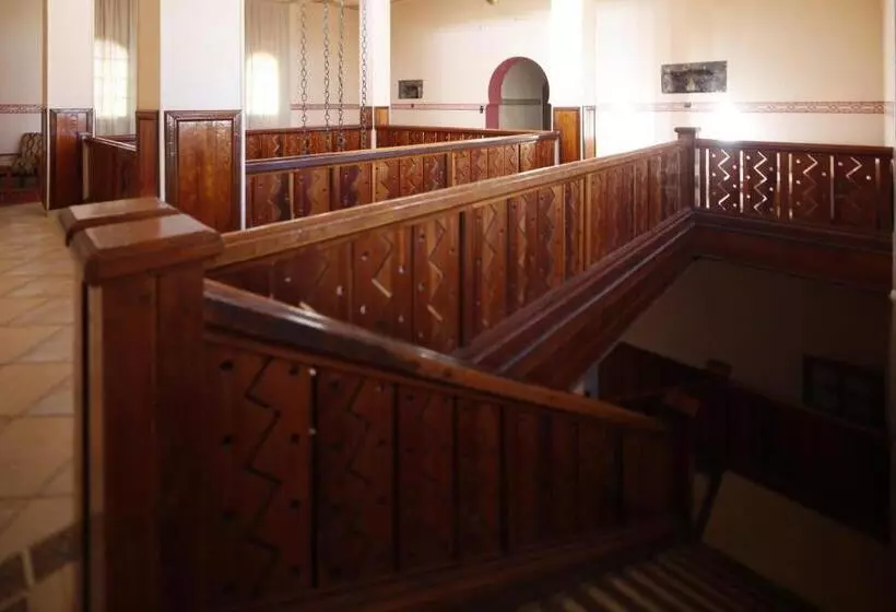 هتل Hôtel Le Tinsouline