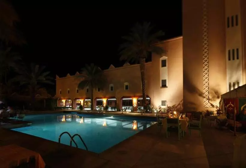 هتل Hôtel Le Tinsouline