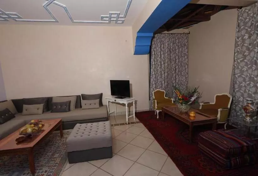 هتل Hôtel Le Tinsouline