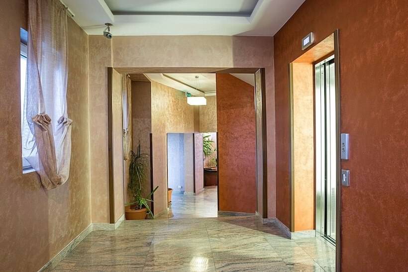 هتل Inter Business Bucharest