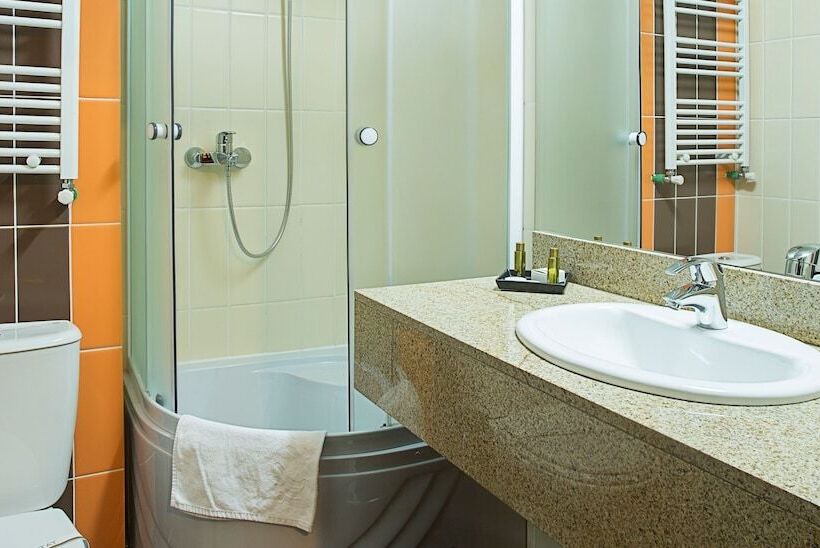 هتل Inter Business Bucharest