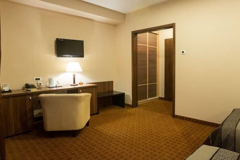 هتل Inter Business Bucharest