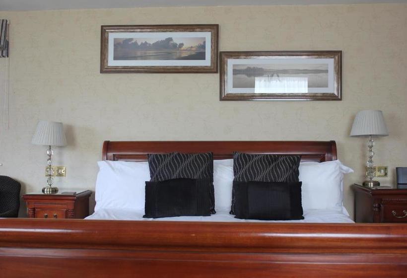 هتل Mallyan Spout