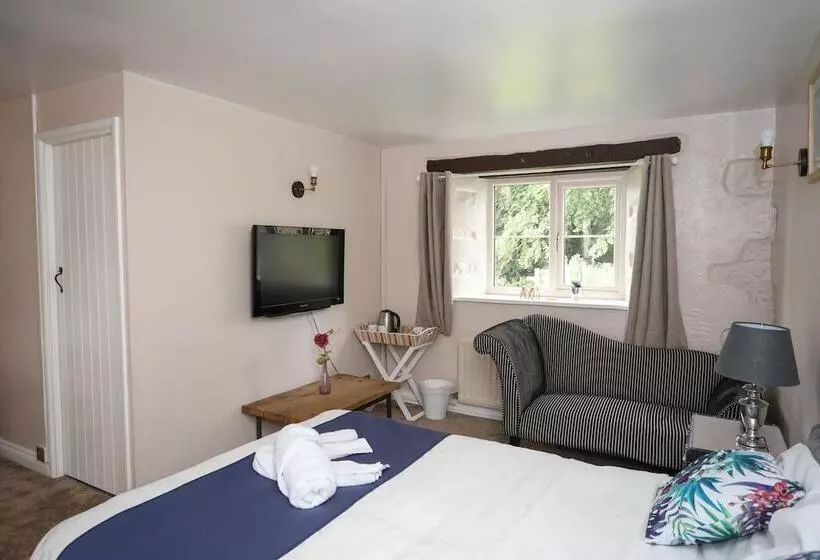 Отель Merrymouth Inn