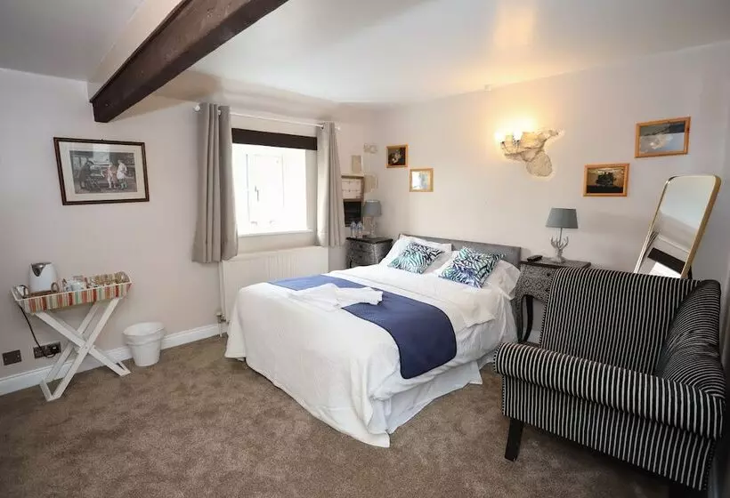 Отель Merrymouth Inn