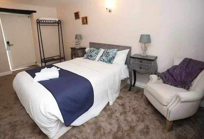 Отель Merrymouth Inn