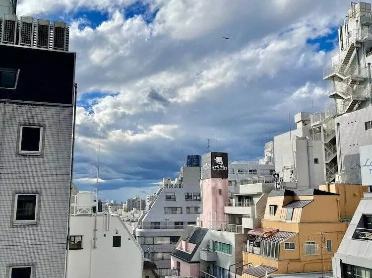 Sakura Hotel Ikebukuro