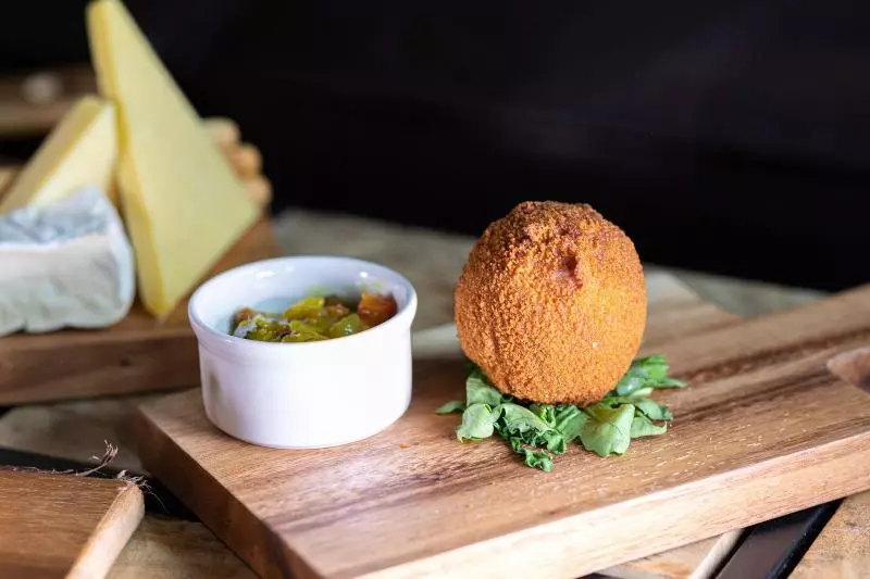 The Kings Arms And Royal Hotel, Godalming, Surrey