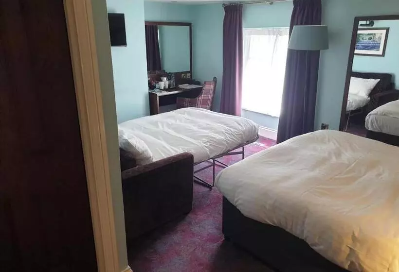 호텔 The Queen S Head Wetherspoon