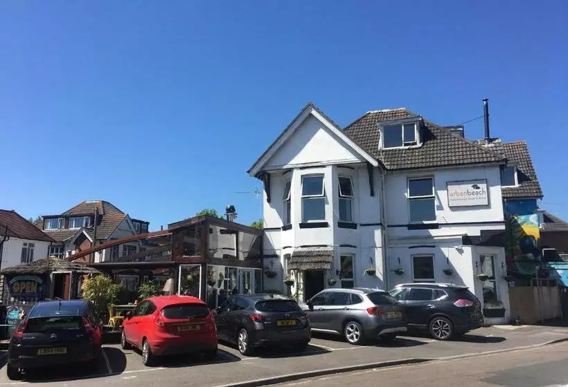 בית מלון כפרי Urban Beach