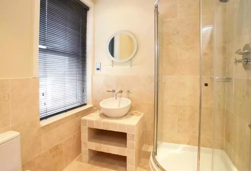 בית מלון כפרי Urban Beach