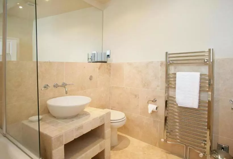 בית מלון כפרי Urban Beach