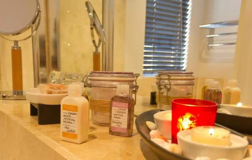 בית מלון כפרי Urban Beach