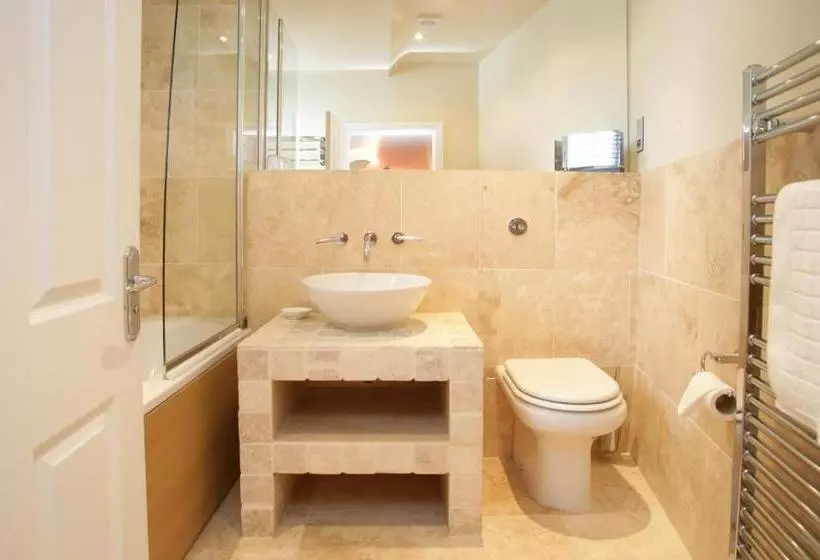 בית מלון כפרי Urban Beach