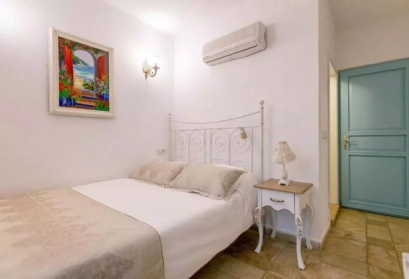 Отель Villa Fora