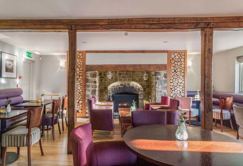 Hotel Woodford Bridge Country Club