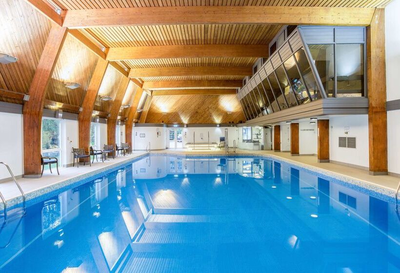 Hotel Woodford Bridge Country Club