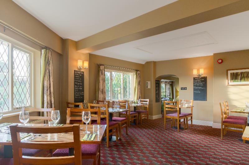 Hotel Woodford Bridge Country Club