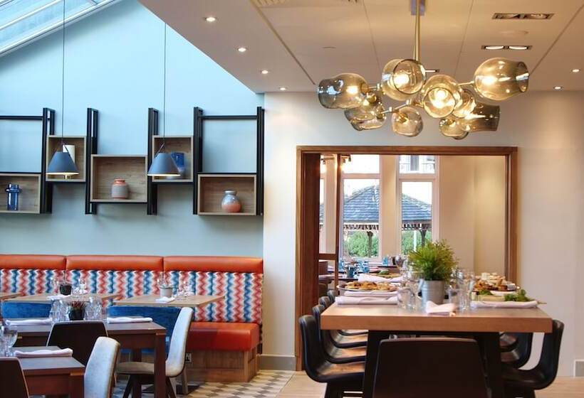 Wychwood Park Hotel And Golf Club