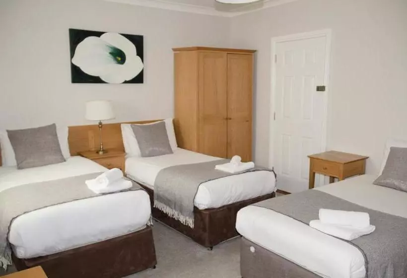 Latchfords Self Catering Apartments