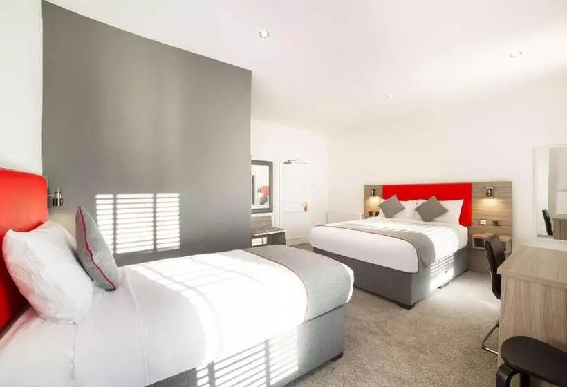 The Connaught Hotel Wolverhampton