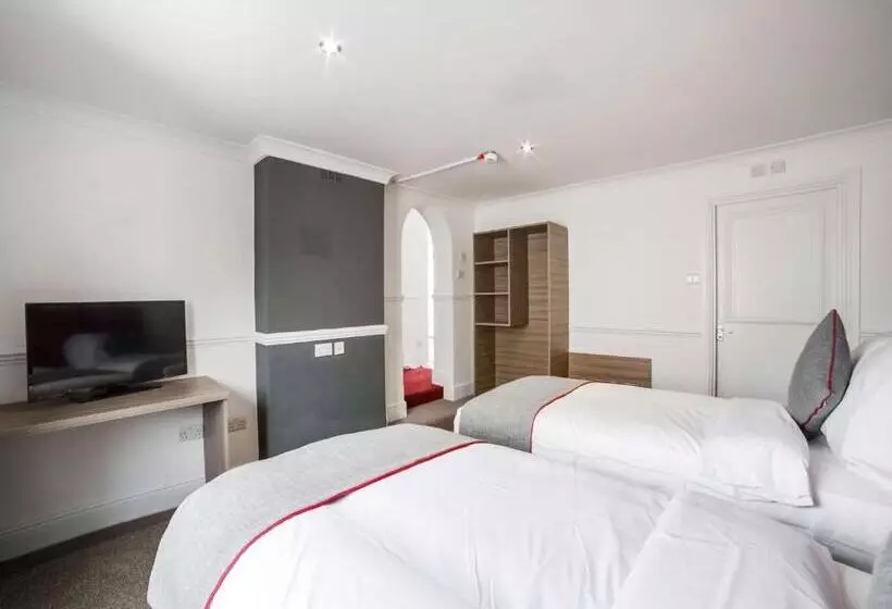 The Connaught Hotel Wolverhampton