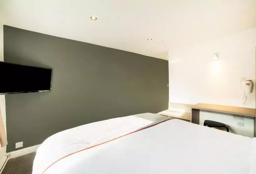 The Connaught Hotel Wolverhampton