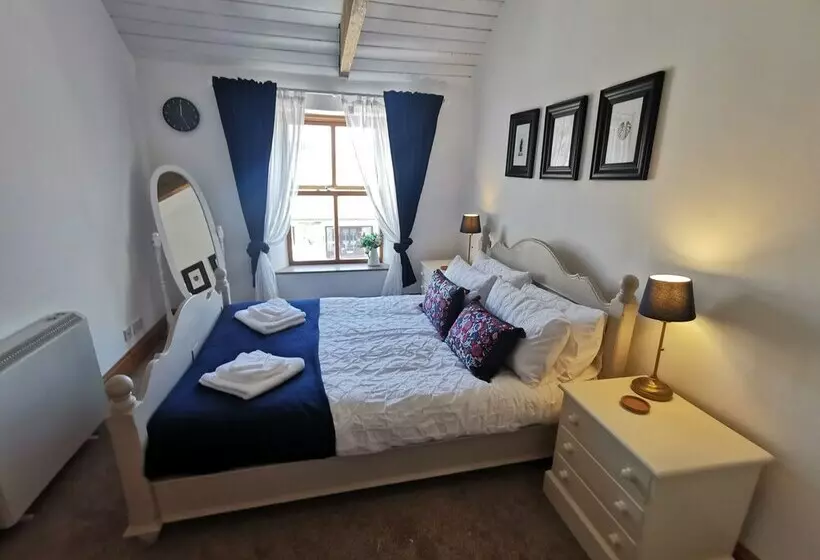 Copley Cottage