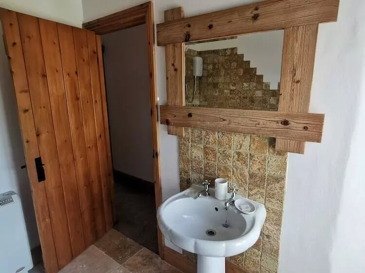 Copley Cottage