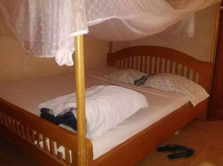 هتل Dasar Comfort