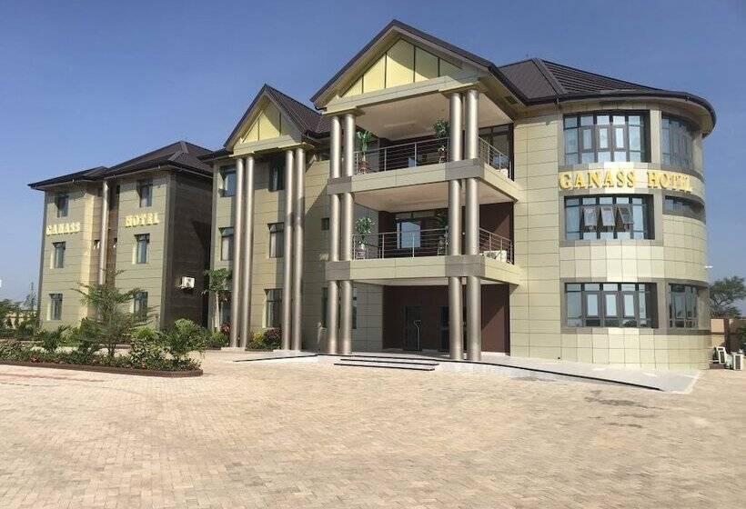 호텔 Ganass