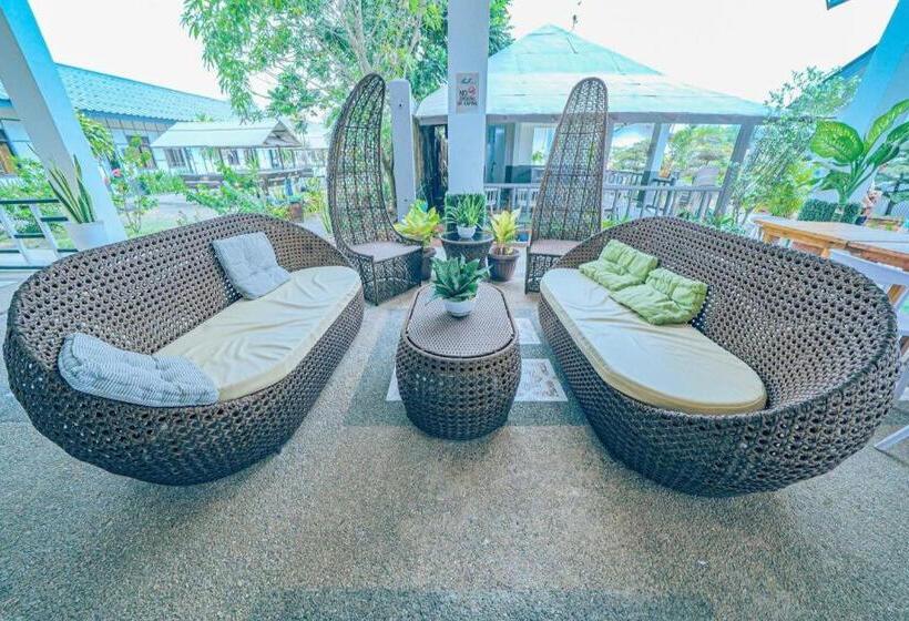 Hotel Juness Beach Resort