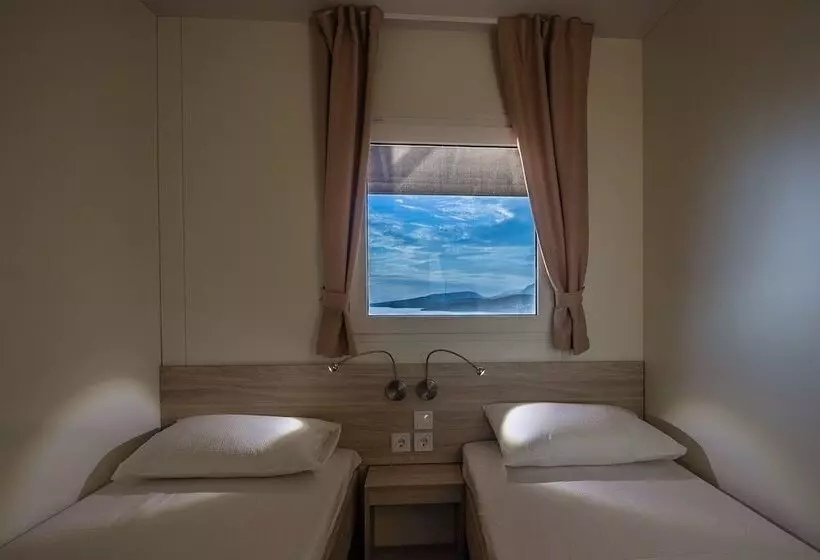 Hotelli Mobile Homes Mediteran Campsite Klenovica