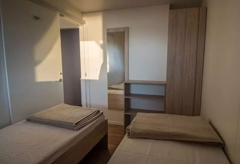 Hotelli Mobile Homes Mediteran Campsite Klenovica