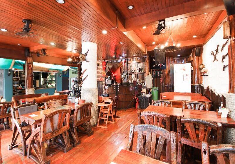 Szálloda Pirates House Phi Phi Island