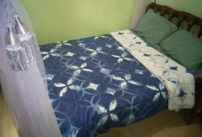 هتل Stemuki Guest House