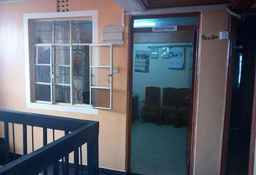 هتل Stemuki Guest House