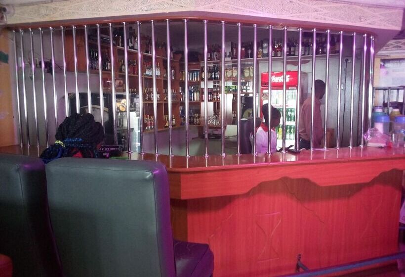 هتل Stemuki Guest House