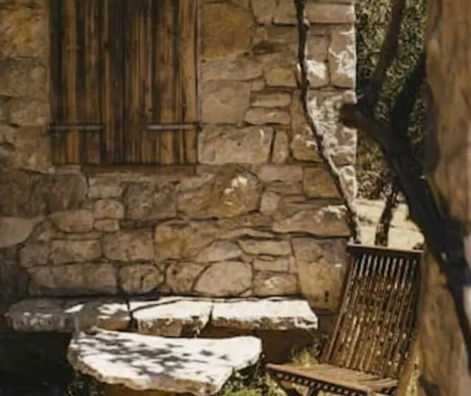 Lovely Cottage With Sea Views In Selca, Croatia