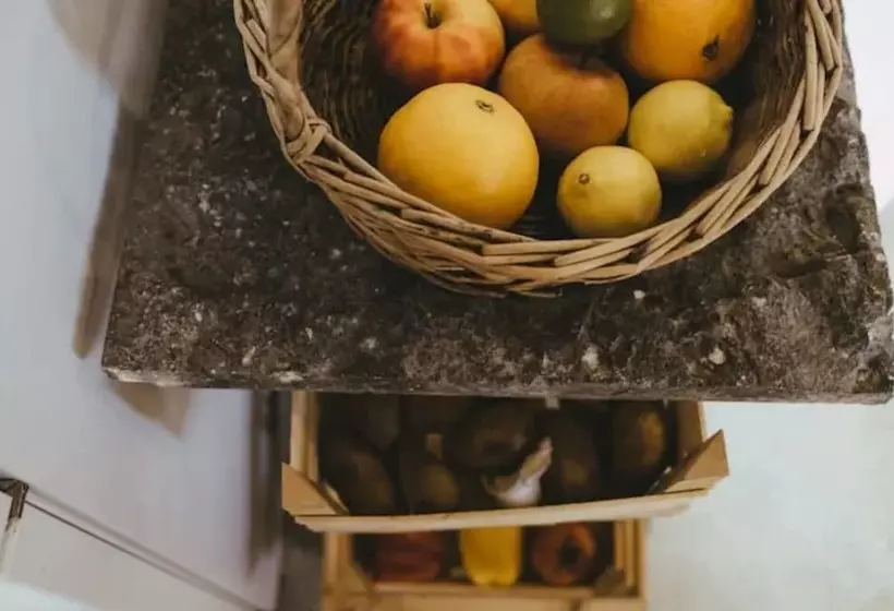 Lovely Cottage With Sea Views In Selca, Croatia