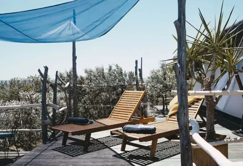 Lovely Cottage With Sea Views In Selca, Croatia