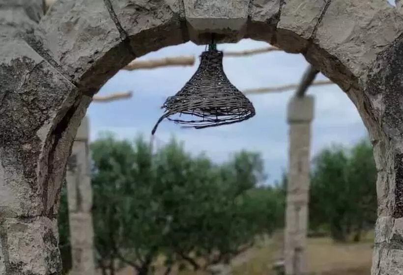 Lovely Cottage With Sea Views In Selca, Croatia