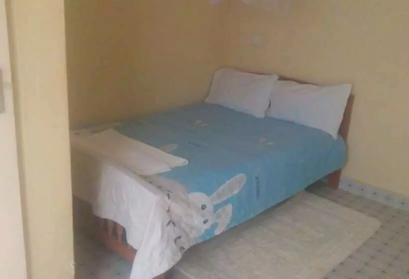 پانسیون Benaris Hotel & Lodge