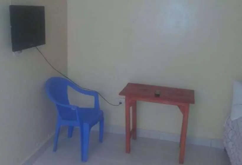 پانسیون Benaris Hotel & Lodge