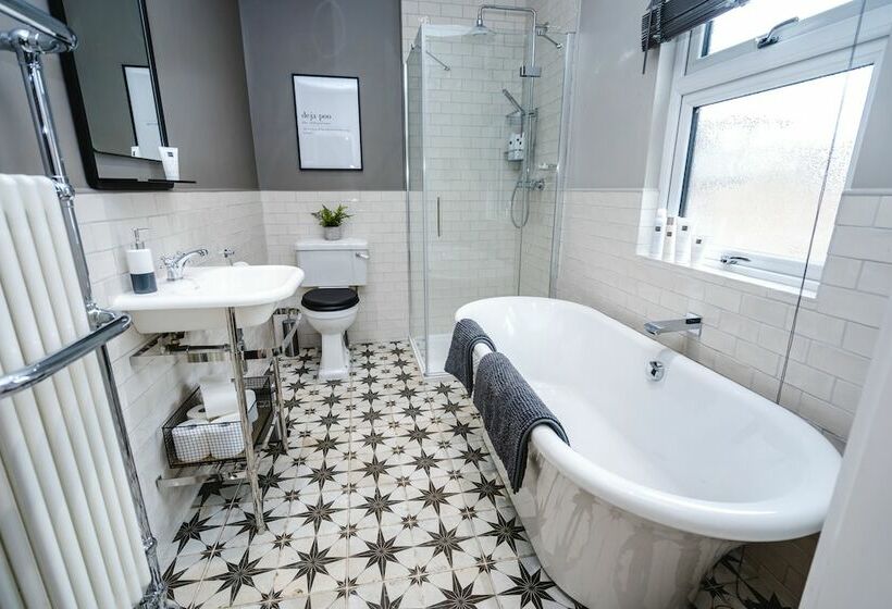 펜션 Best Stays York  Bishy Road Abode