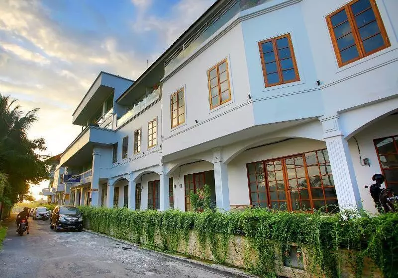 پانسیون Canggu Rooftop Villas