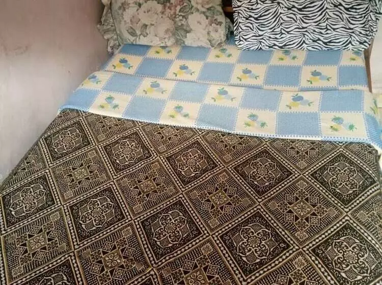 پانسیون Framjow Highway Lodge   Adults Only