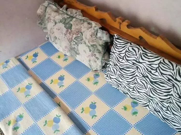 پانسیون Framjow Highway Lodge   Adults Only