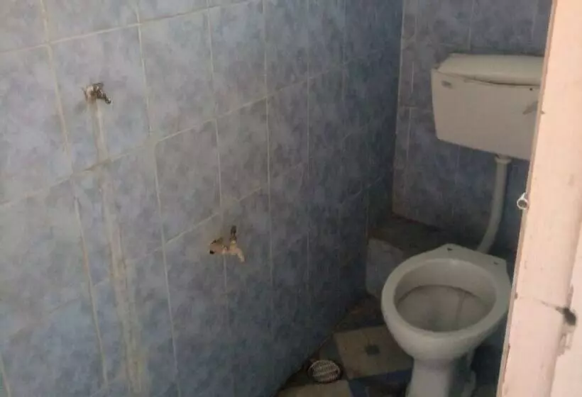 پانسیون Framjow Highway Lodge   Adults Only