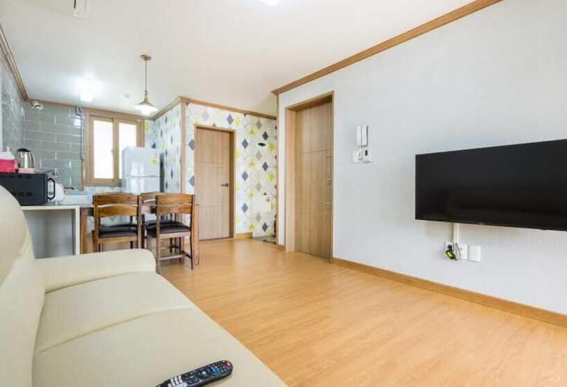 Tongyeong Tongyeong And Sea Pension